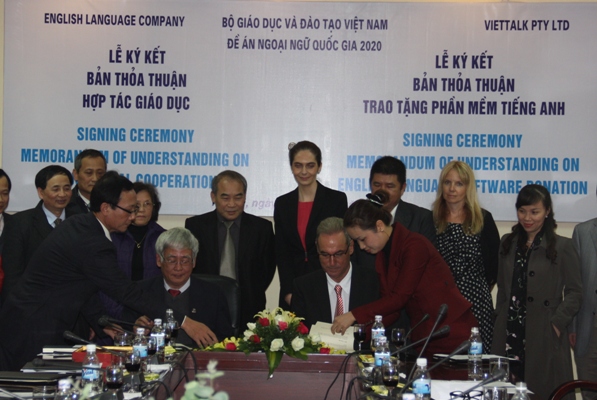 Ký kết thỏa thuận hợp tác hỗ trợ Đề án Ngoại ngữ Quốc gia 2020